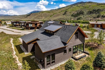 /international/us/15-w-baron-way-silverthorne-co-110108394583/
