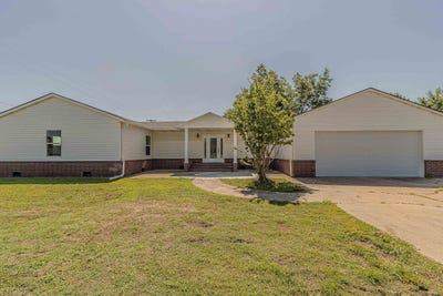 /international/us/301-se-3rd-hoxie-ar-110101068526/