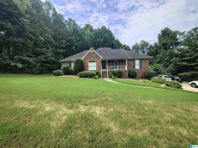 /international/us/5907-canterbury-run-pinson-al-110109513757/