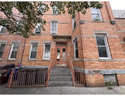 /international/us/862-woodward-avenue-ridgewood-ny-110106986235/
