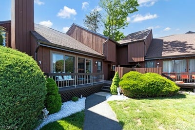 /international/us/59-taurus-dr-2d-hillsborough-twp-nj-110108097424/