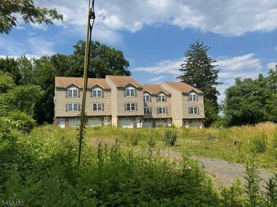 /international/us/66-68-newton-pl-irvington-twp-nj-110109032712/