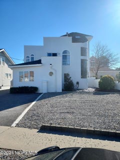/international/us/1322-ocean-avenue-point-pleasant-beach-nj-110097865743/