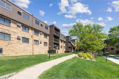 /international/us/999-41st-avenue-ne-columbia-heights-mn-110108608485/