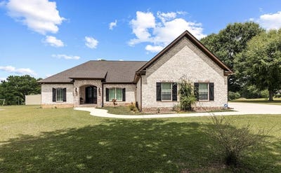 /international/us/576-s-county-road-33-ashford-al-110108203337/