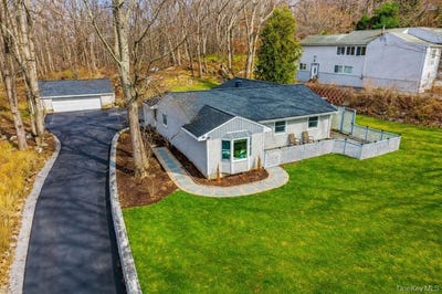 /international/us/16-sugar-hill-road-north-salem-ny-110106566022/