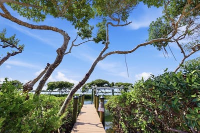 /international/us/3606-fair-oaks-place-longboat-key-fl-110108299665/