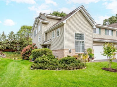 /international/us/1757-elm-street-white-bear-lake-mn-110110332509/