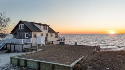 /international/us/141-n-beach-cape-may-court-house-nj-110098495778/