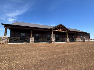 /international/us/20014-woodend-road-linwood-ks-110108235360/