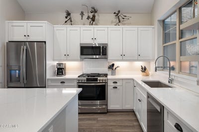 /international/us/74-eagle-ridge-drive-granby-co-110103724910/