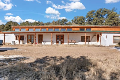 /international/us/559-albers-valley-road-regina-nm-110096804232/