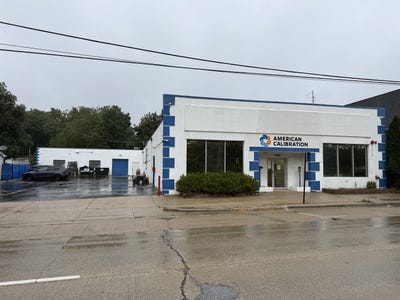 /international/us/204-northwest-highway-fox-river-grove-il-110110256008/