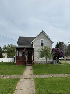 /international/us/21-spruce-street-canisteo-ny-110107441444/