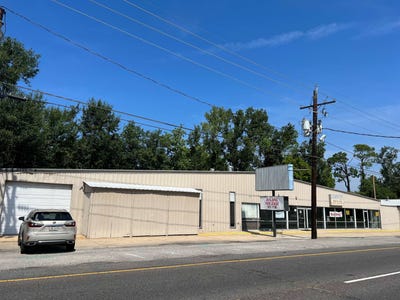 /international/us/6868-w-park-avenue-houma-la-110108174153/