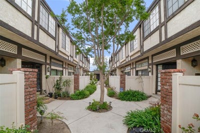 /international/us/20737-roscoe-boulevard-winnetka-ca-110106977342/