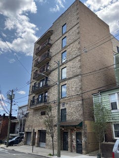 /international/us/315-7th-st-union-city-nj-110100919204/