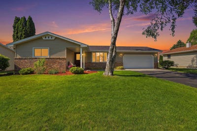/international/us/318-eilbes-avenue-beaver-dam-wi-110108331586/
