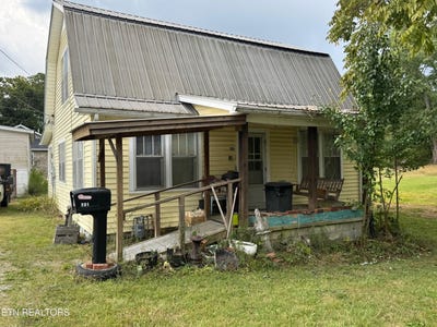 /international/us/201-taylor-ave-jamestown-tn-110102001592/
