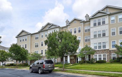 /international/us/201-high-gables-dr-105-gaithersburg-md-110107733589/