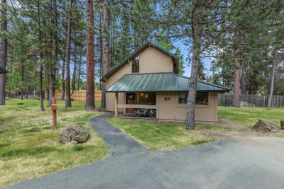 /international/us/57488-ranch-cabins-road-sunriver-or-110108377893/