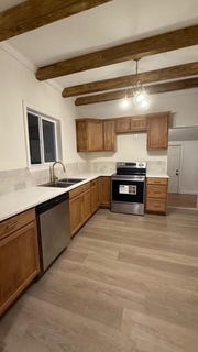 /international/us/719-w-olive-street-bolivar-mo-110101834487/