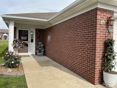 /international/us/7419-megan-brooke-lane-evansville-in-110107860502/