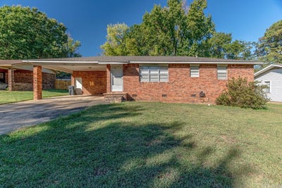 /international/us/825-hester-st-jonesboro-ar-110120555904/