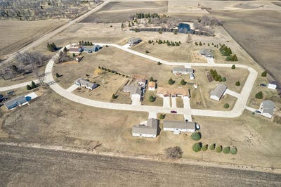 /international/us/1661-365th-avenue-estherville-ia-110090663907/?lang=zh-cn