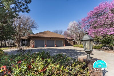 /international/us/2101-fleming-street-garden-city-ks-110106673276/