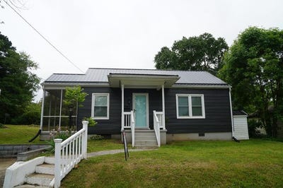 /international/us/2105-willow-street-south-boston-va-110104153212/