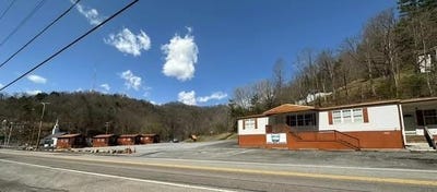 /international/us/137-bearhole-road-pineville-wv-110103672276/
