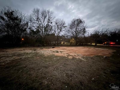 /international/us/502-washington-st-pensacola-fl-110105778468/