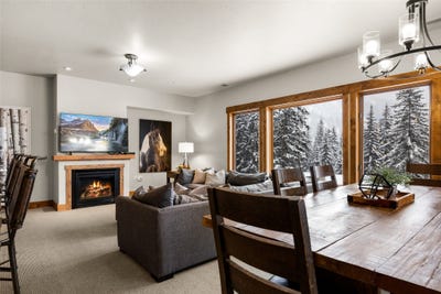 /international/us/3820-tamarack-avenue-unit-200-whitefish-mt-110101362296/