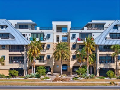 /international/us/1302-hwy-98-mexico-beach-fl-110120038033/