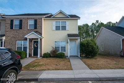 /international/us/300-streamwood-drive-jacksonville-nc-110108123106/