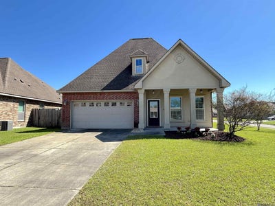/international/us/17004-sills-dr-prairieville-la-110102755416/