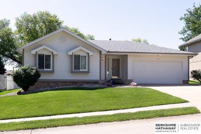 /international/us/12111-bedford-avenue-omaha-ne-110108476296/