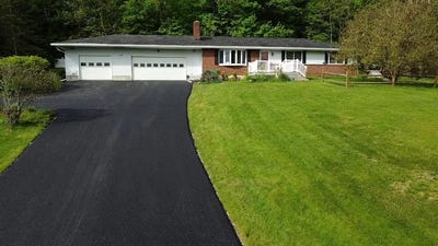 /international/us/1516-quaker-lake-road-brackney-pa-110107546600/