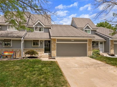 /international/us/249-ne-edgewater-drive-lee-s-summit-mo-110100846567/