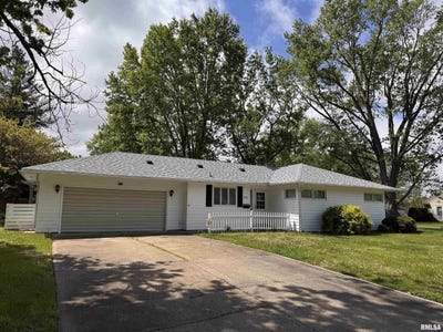 /international/us/731-madelyn-avenue-macomb-il-110107633752/