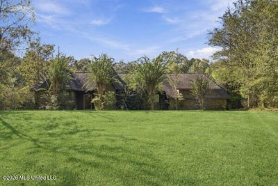 /international/us/1085-ole-springs-road-summit-ms-110120516376/
