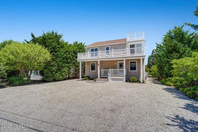 /international/us/14-e-16th-street-barnegat-light-nj-110099957052/