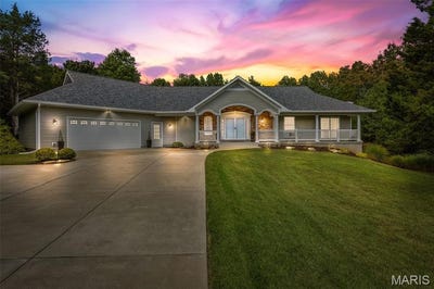 /international/us/5753-forest-drive-hillsboro-mo-110106988326/