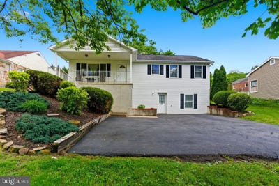 /international/us/488-harrison-avenue-berkeley-springs-wv-110108445263/