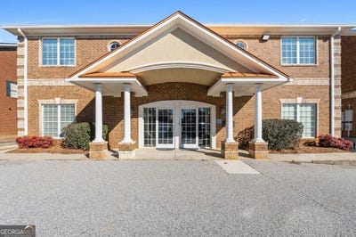 /international/us/360-racetrack-road-mcdonough-ga-110107006359/