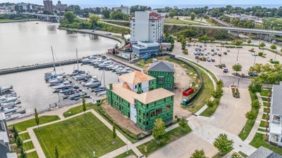 /international/us/936-sailors-way-st-joseph-mi-110102190120/