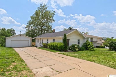 /international/us/5409-s-street-omaha-ne-110108547774/