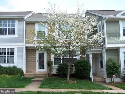 /international/us/15205-streamside-court-dumfries-va-110108475292/