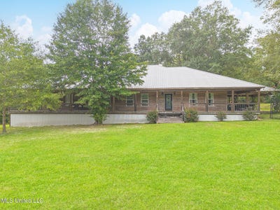 /international/us/249-beesley-road-lucedale-ms-110101305326/